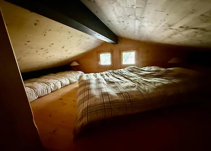 94 Charming 10 Pax Chalet